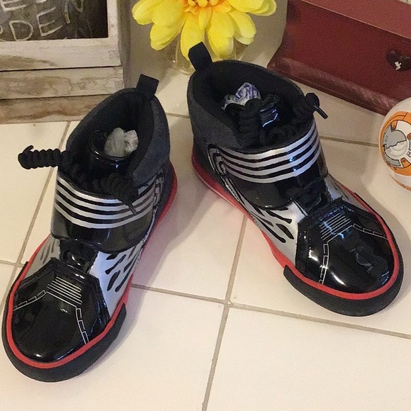 ‘Disney-Kylo Ren’ The Force Awakens Velcro-Strap Hi-Top Sneakers (#6) - Picture 2 of 8